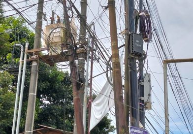 Kabel Internet Semrawut, LPM Graha Indah Minta Pemerintah Kota Balikpapan Turun Tangan Kabel Internet Semrawut, LPM Graha Indah Minta Pemerintah Kota Balikpapan Turun Tangan