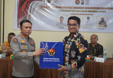 Polda Kaltim Gelar Sosialisasi “Bijak Bermedia Sosial” di Balikpapan