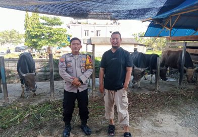 Jelang Idul Qurban, Bhabinkamtibmas Damai Patroli dan Imbau Pedagang Hewan Kurban di Jalan Beller