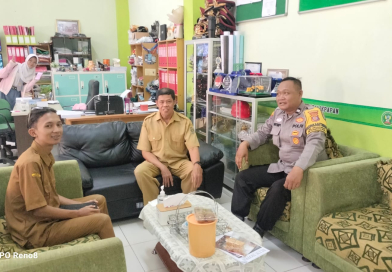 JELANG SPMB 2026/2027, BHABINKAMTIBMAS GRAHA INDAH SILATURAHMI KE SEKOLAH-SEKOLAH