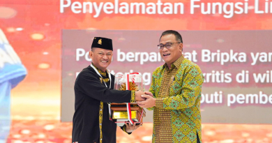 Anggota Ditpolairud Polda Kaltim Aipda Taufik Ismail Raih Kalpataru 2026 Berkat Selamatkan Mangrove