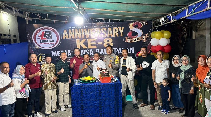 Pimpinan Lensa Balikpapan Ucapkan Terima Kasih: HUT Ke-8 Sukses Berkat Dukungan Masyarakat, Sponsor, dan Mitra Media. Pimpinan Lensa Balikpapan Ucapkan Terima Kasih: HUT Ke-8 Sukses Berkat Dukungan Masyarakat, Sponsor, dan Mitra Media.