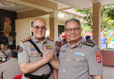 KOMBES POL DR. TEDY SOPANDI RESMI JABAT KABID HUMAS POLDA KALTIM