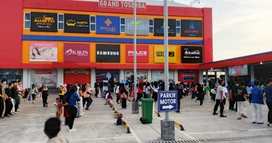 Rayakan 1 Tahun Anniversary, Grand Toserba Balikpapan Gelar Senam Bersama dan Lomba Mewarnai Anak SD
