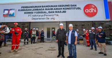 Hakim Konstitusi Tinjau Kawasan Yudikatif IKN, Progres Gedung MK Capai 12,41 Persen Hakim Konstitusi Tinjau Kawasan Yudikatif IKN, Progres Gedung MK Capai 12,41 Persen
