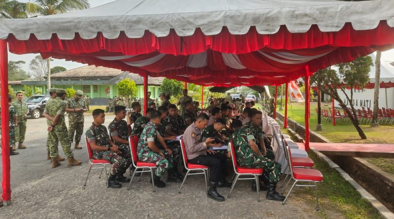 WUJUD SINERGITAS TNI-POLRI, POLSEK BALIKPAPAN TIMUR WAKILI POLRESTA BALIKPAPAN IKUTI DONOR DARAH HUT KE-7 KOGABWILHAN II DI BALIKPAPAN WUJUD SINERGITAS TNI-POLRI, POLSEK BALIKPAPAN TIMUR WAKILI POLRESTA BALIKPAPAN IKUTI DONOR DARAH HUT KE-7 KOGABWILHAN II DI BALIKPAPAN