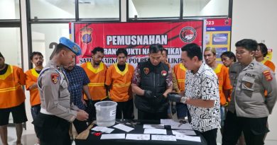 KOMITMEN BERANTAS NARKOBA, POLRESTA BALIKPAPAN MUSNAHKAN 16,52 GRAM SABU DAN 1,05 GRAM EKSTASI KOMITMEN BERANTAS NARKOBA, POLRESTA BALIKPAPAN MUSNAHKAN 16,52 GRAM SABU DAN 1,05 GRAM EKSTASI